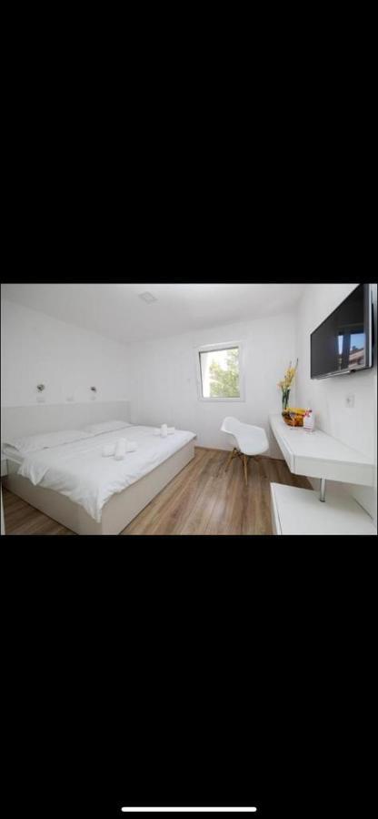Sea La Vie Rooms Novi Vinodolski Luaran gambar